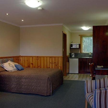 Kentish Hills Retreat Motel Sheffield Exterior foto